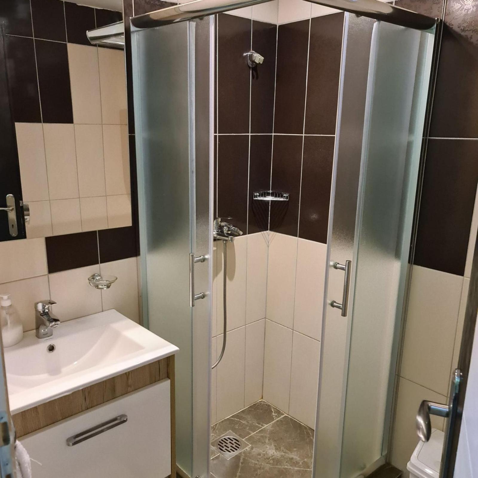 Ra Apartmani Vrdnik Phòng bức ảnh